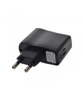 USB адаптер на 220V за зареждане на телефони