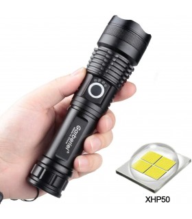 Мощен фенер със zoom 8000 лумена XHP50